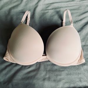 Victoria’s Secret PINK 32D push up bra